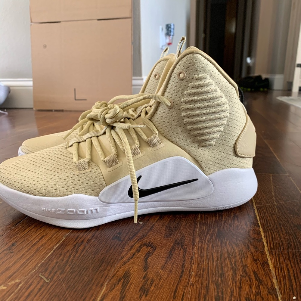 NEW Nike Hyperdunk X TB Team Tan  Basketball Shoes - Picture 7 of 8